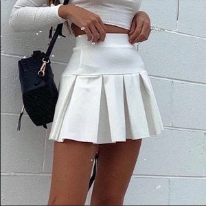 LIONESS Rescue Me Pleat Mini Skirt White Sz XS